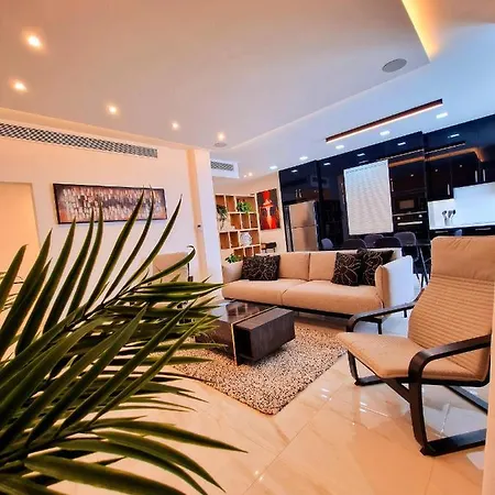 Sveltos Residence 3 Bedroom Suites Larnaca