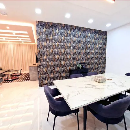 Sveltos Residence 3 Bedroom Suites 4*