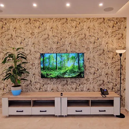 Sveltos Residence 3 Bedroom Suites Λάρνακα