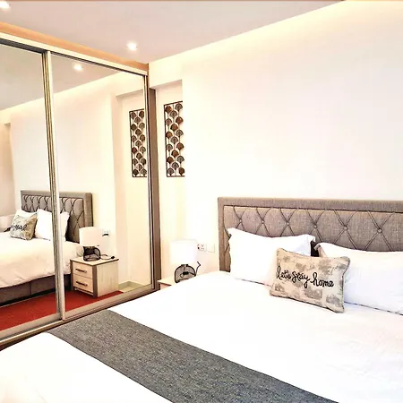 Sveltos Residence 3 Bedroom Suites Апарт-отель