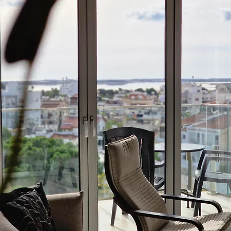 Апарт-отель Sveltos Residence 3 Bedroom Suites