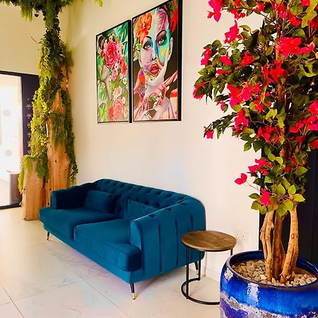 Aparthotel Sveltos Larnaka