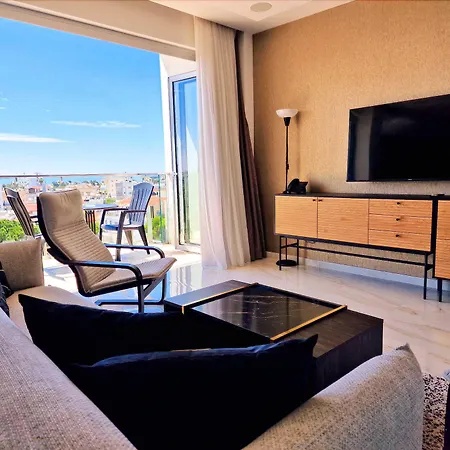 Sveltos Residence 3 Bedroom Suites 4* Ларнака