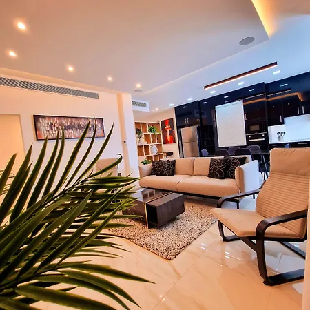Апарт-отель Sveltos Residence 3 Bedroom Suites 4*