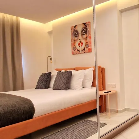Sveltos Residence 3 Bedroom Suites Ларнака