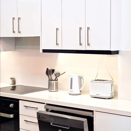 Sveltos Residence 3 Bedroom Suites Ларнака
