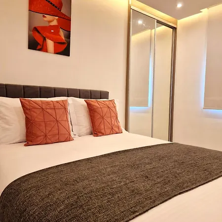 Sveltos Residence 3 Bedroom Suites Апарт-отель