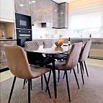Sveltos Aparthotel Larnaca